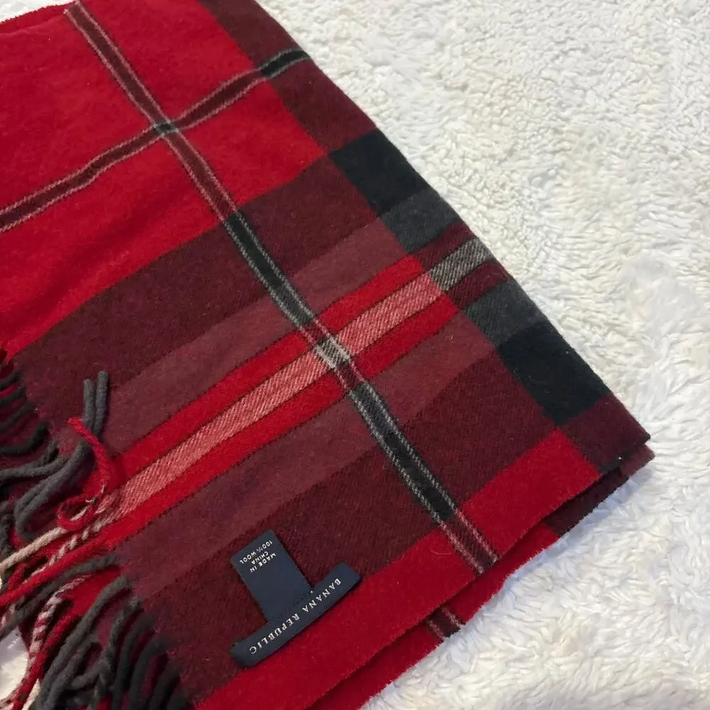 Banana Republic Multicolor Plaid Wool Fringe Rectangle Scarf Christmas Holiday